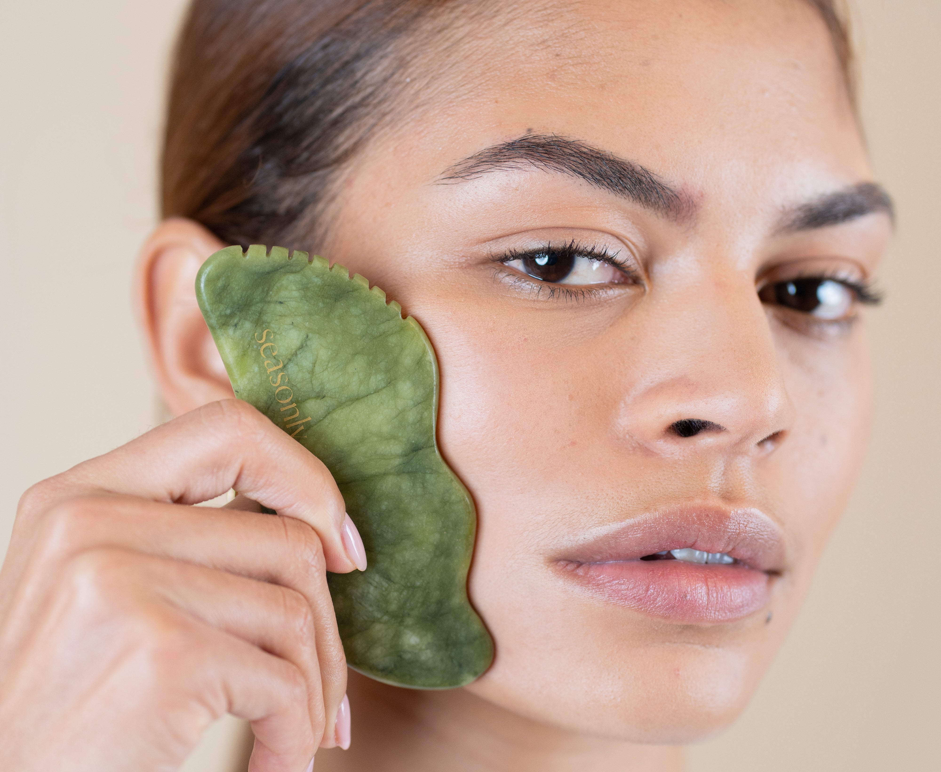 Masaje facial: ¿la alternativa natural al botox?